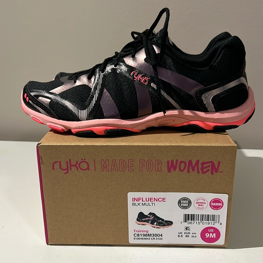 Women’s Ryker Influence Training. Black Multi, size 9, gentle worn.